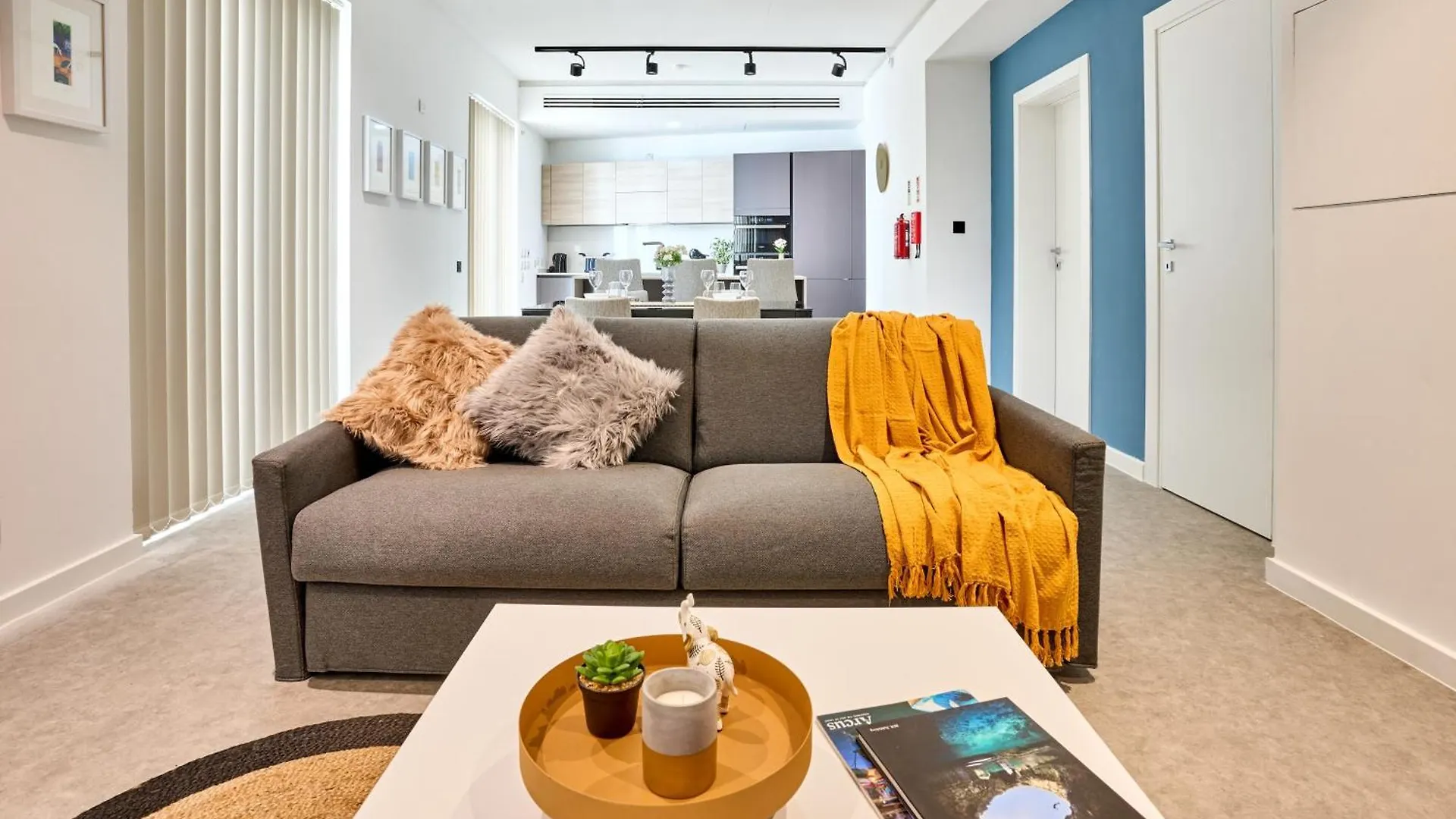 Stylish Apartment In Tigne Point Sliema