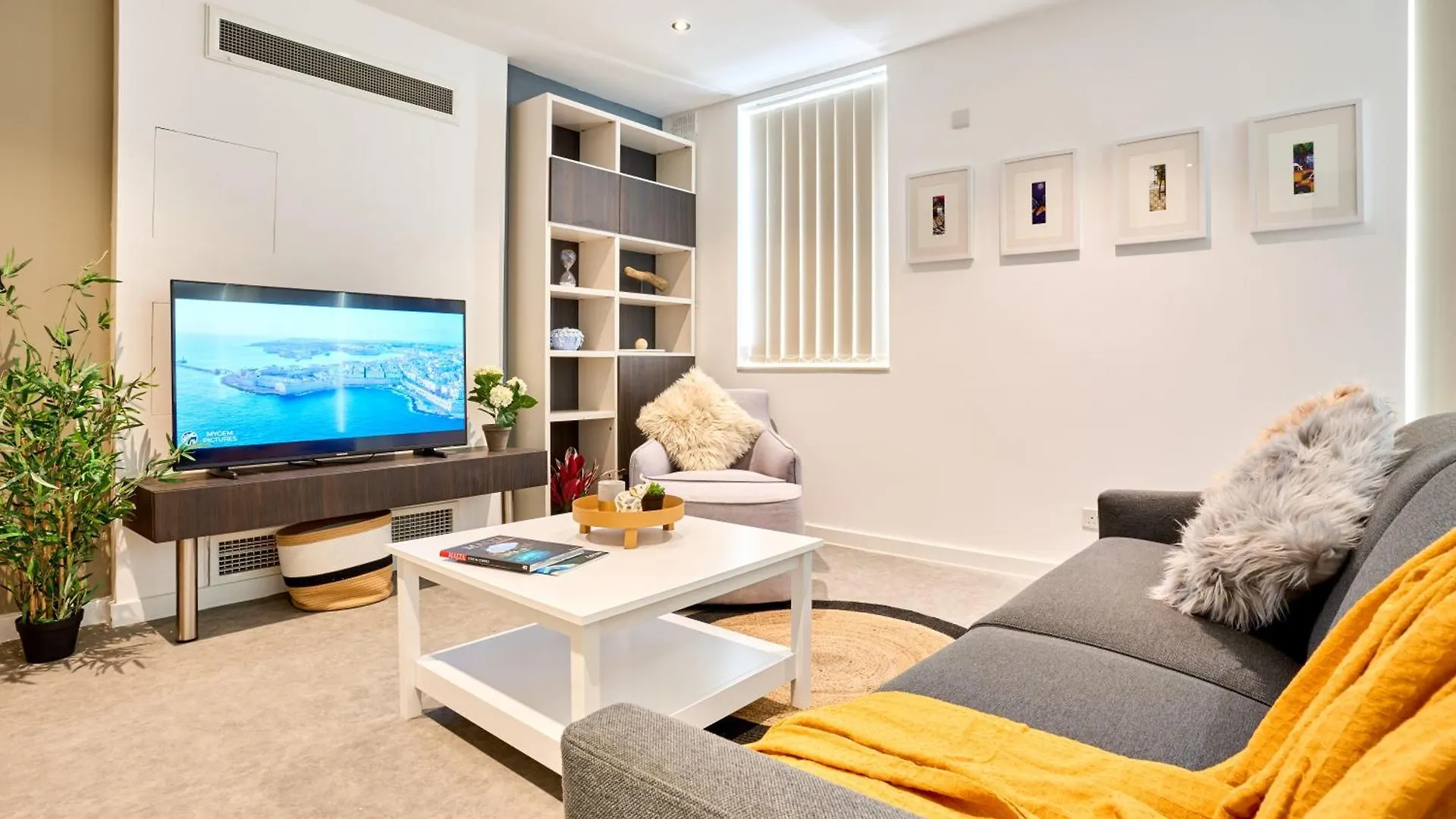 Stylish Apartment In Tigne Point Sliema 0*,