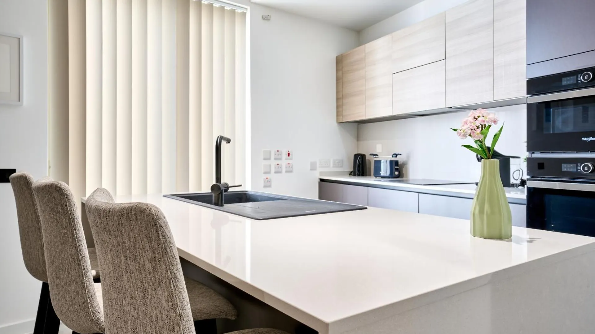 Stylish Apartment In Tigne Point Sliema