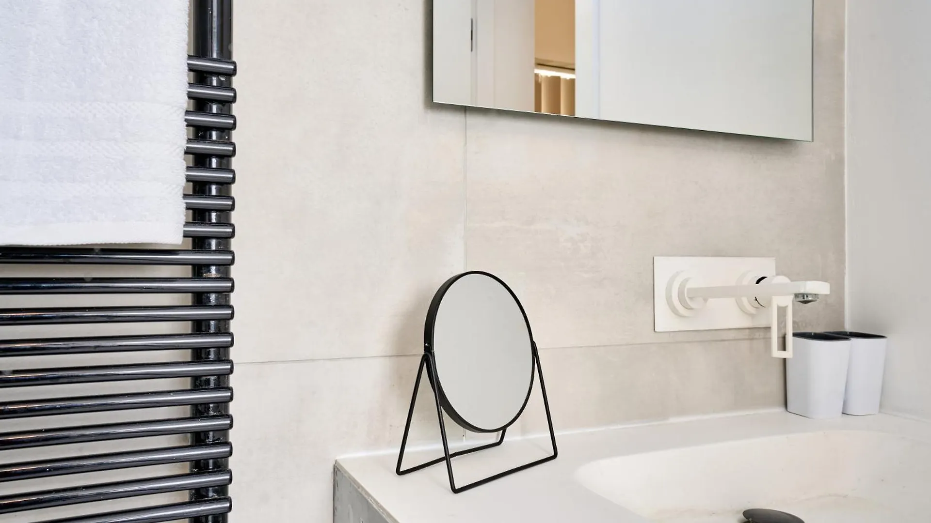Stylish Apartment In Tigne Point Sliema 0*,  Malta