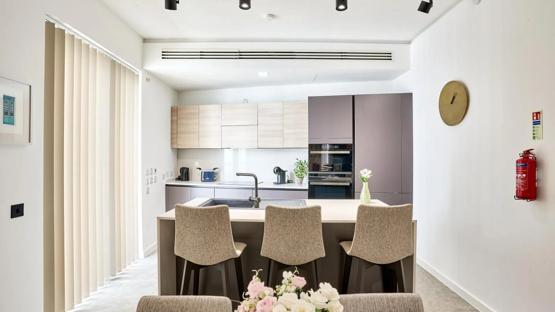 Stylish Apartment In Tigne Point Sliema